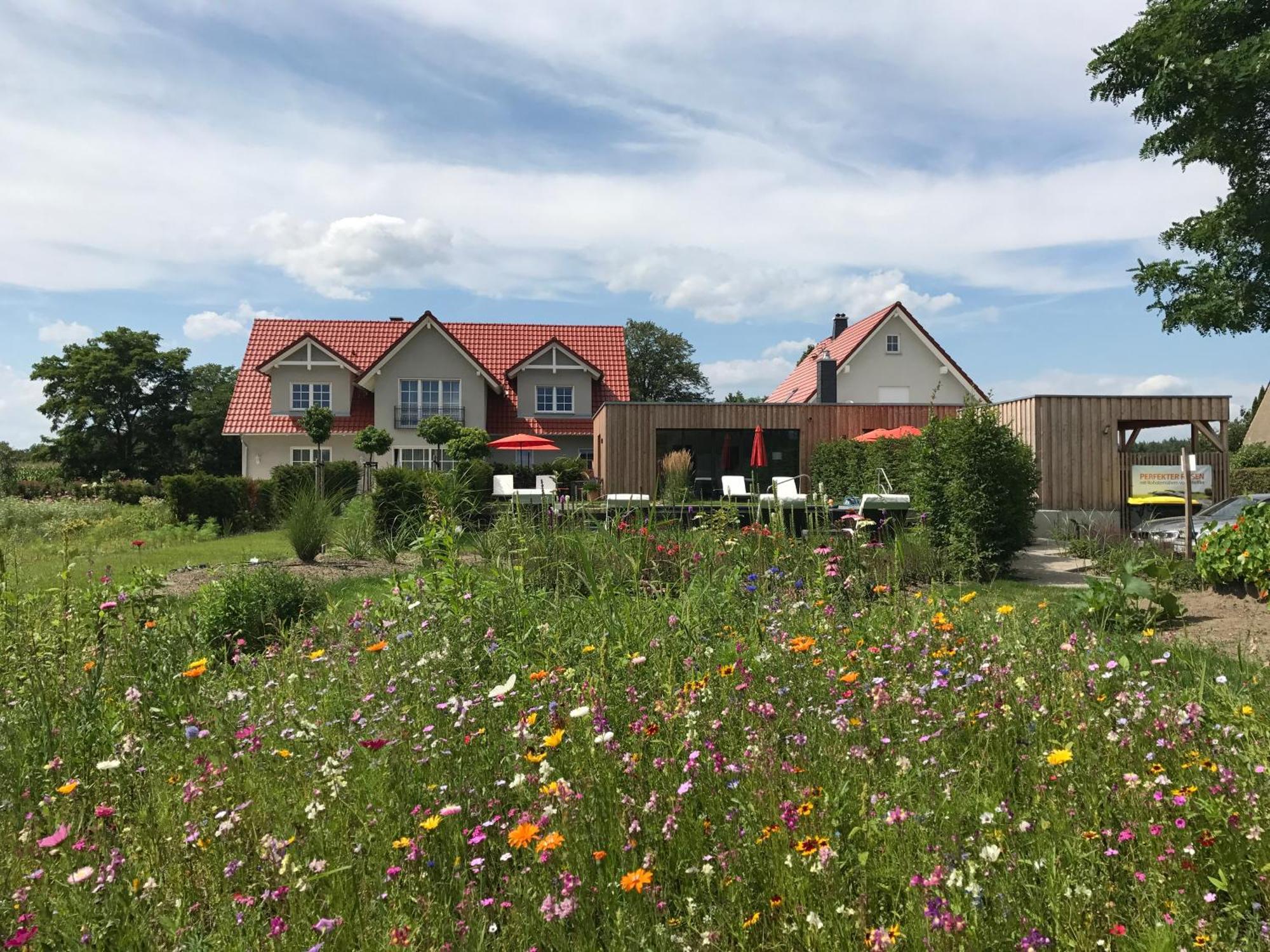 Alwine - Landhaus An Den Spreewiesen Rietz Neuendorf Esterno foto